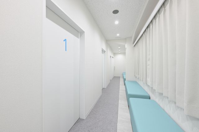 診察室前待合